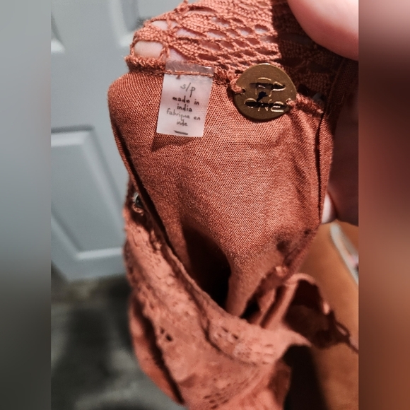 NWOT FP ONE Vienna Smoke Rose Mini Dress with Bell sleeves size Small - Picture 3 of 3